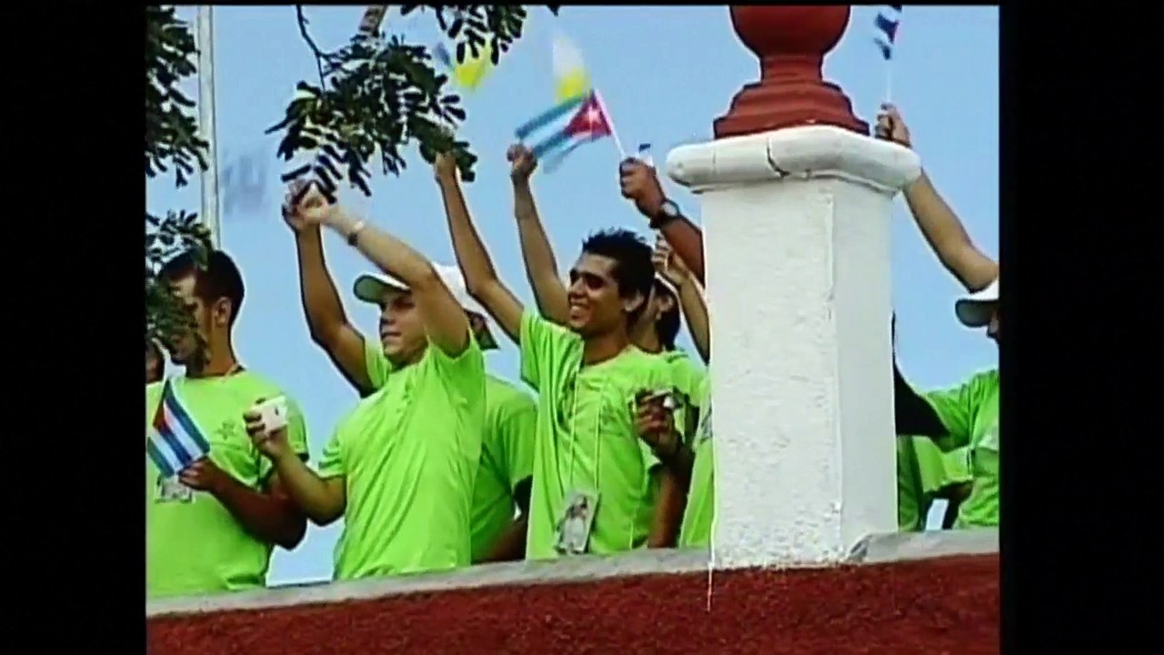 Blessing of the city from Loma de la Cruz in Holguín (REPLAY) (2015-09-21 21:31:24 - 2015-09-21 21:53:59)