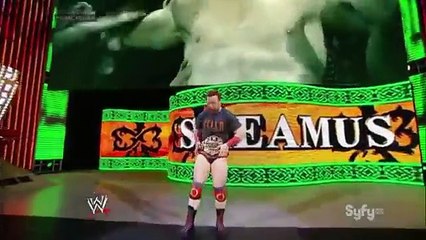 LUCHA COMPLETA 4-on-3 Handicap Match  SmackDown ᴴᴰ