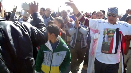 أول مظاهرة بقناة السويس الجديدة ضد الاخوان تهتف تحيا مصر والجيش المصرى فبراير2015