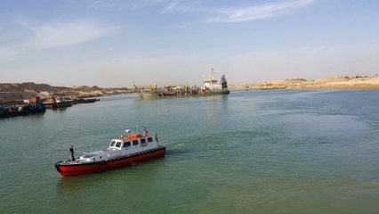 مشاهد من الحفر والتكريك بقناة السويس الجديدة 6فبراير2015