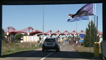 Hungria constrói nova cerca contra migrantes