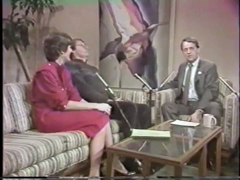 WEWS-TV5 Cleveland Morning Exchange with Batman - pt. 2 of 2!