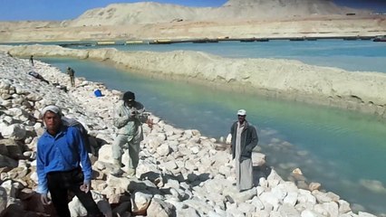 بداية تدبيش قناة السويس الجديدة بقناة الاتصال رقم فبراير2015