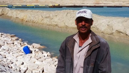 عامل تدبيش يعبر عن فخره بالعمل فى قناة السويس الجديدة  فبراير2015