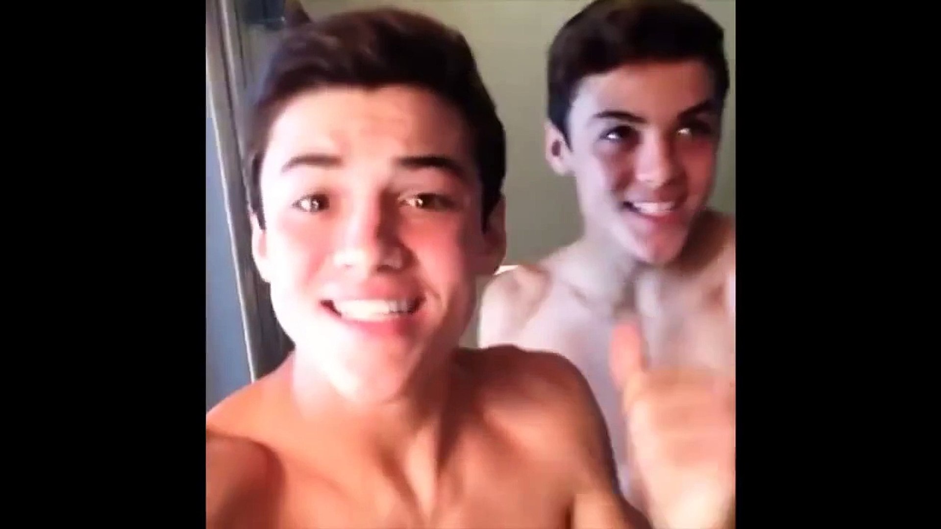 Grayson & Ethan Dolan Vine Naked Twins Turn My Swag On, Its Like You My  Mirror, Dancing - Dailymotion Video