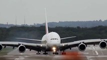 STORM !! Airbus A380 CROSSWIND Landing at Düsseldorf -