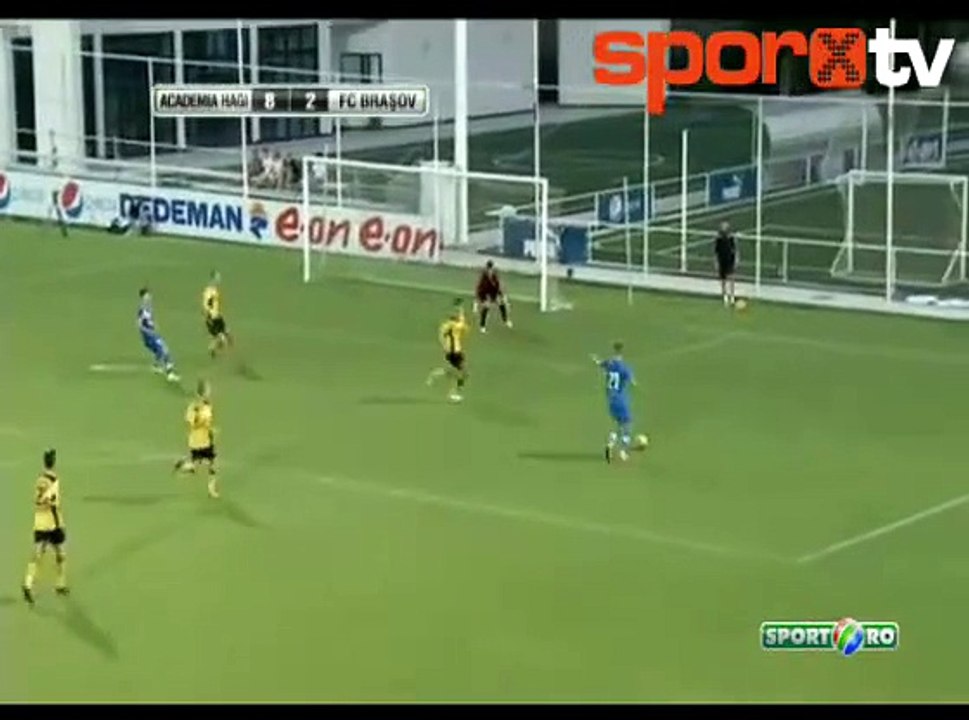 Hagi'nin oğlu sağ ayağıyla yapıştırdı! | Müthiş gol...