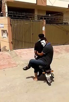 Pakistani willer - Khawaja & Jutt New Circle Stunt 2015