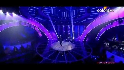 Atif Aslam tribute to mothers emotional