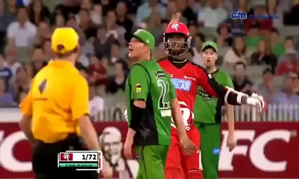 جب باولر اور بلے باز غصے میں آپس سے باہر ہونے لگے،