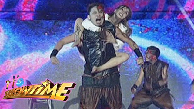 It's Showtime Halo Halloween: Names Going Wild (Grand Champion)