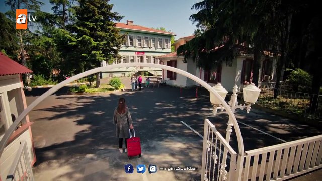 Kırgın Çiçekler 1.Bölüm - Cemre Yetimhanede !