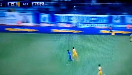 LOL! Goalkeeper learnt well what is ball's time.