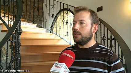 Turistas atraídos por las leyendas de 'Villa Cardadorum'