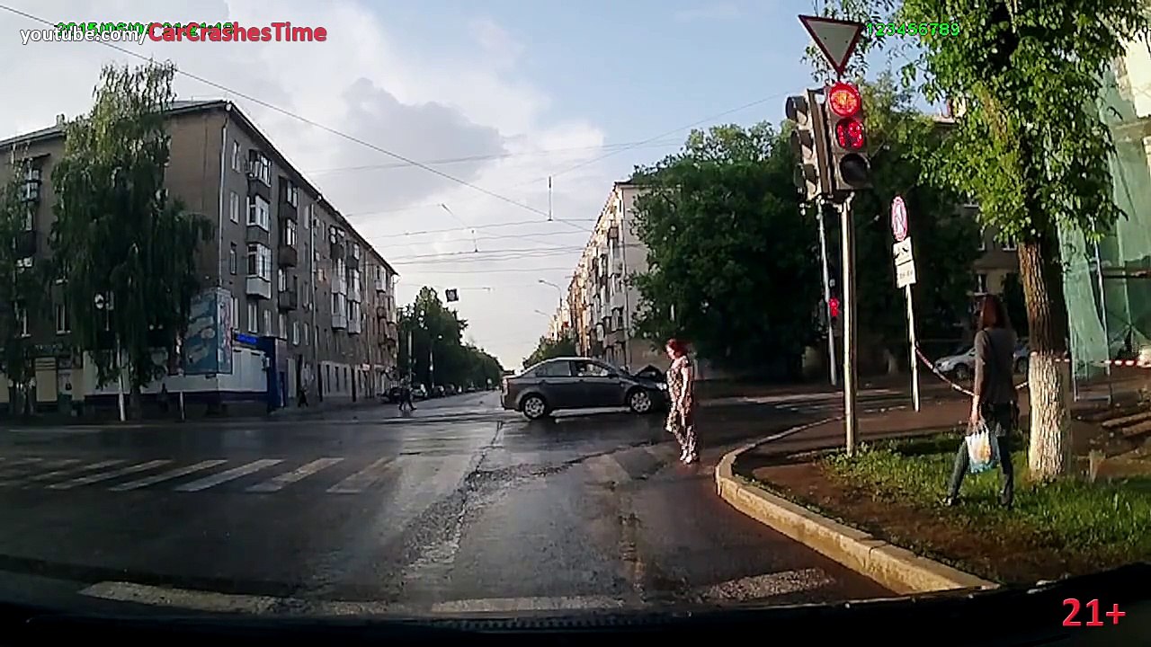 Car Crash Accidents Compilation - Week #70 HD