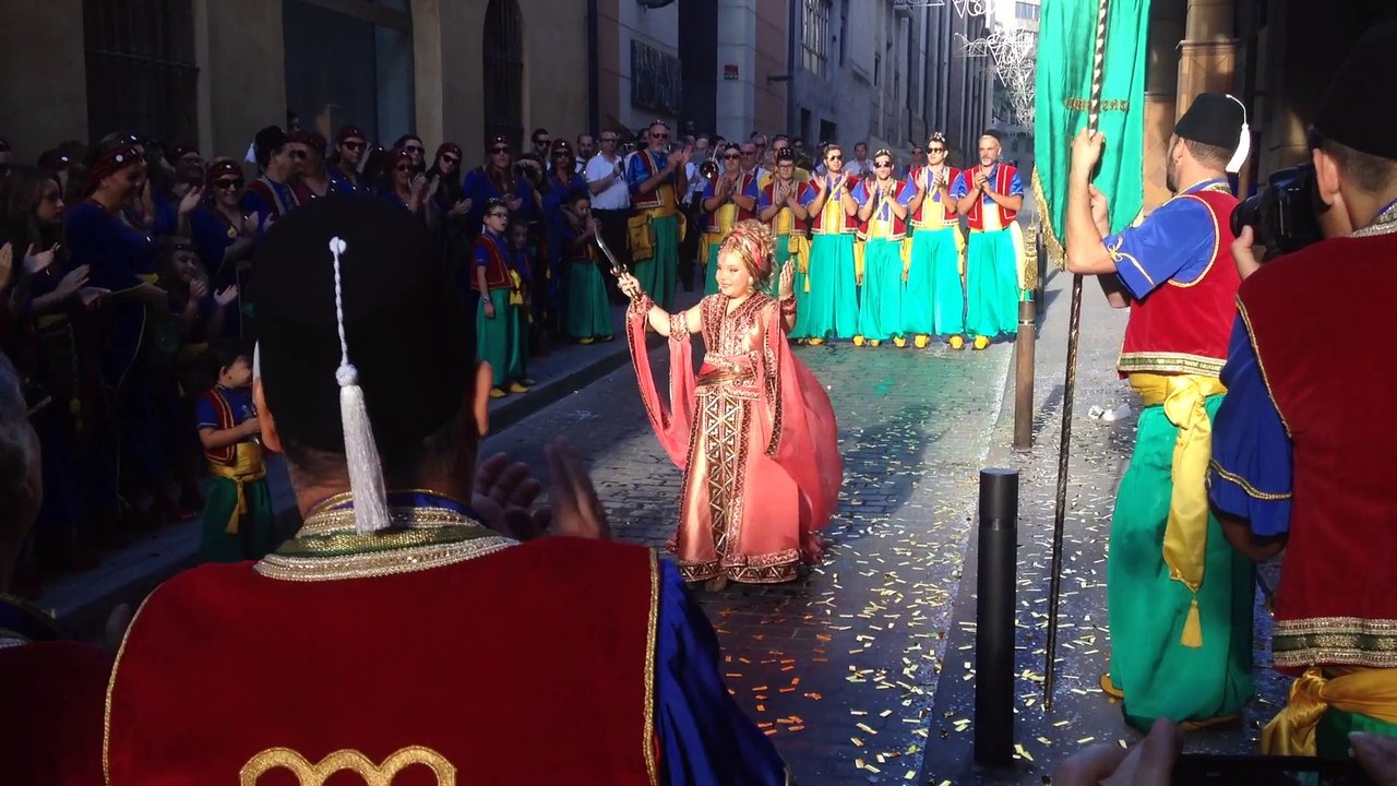 Pasa calle Sultana infantil Benimerins 2015