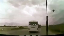UNBELIVABLE footage of a plane crash