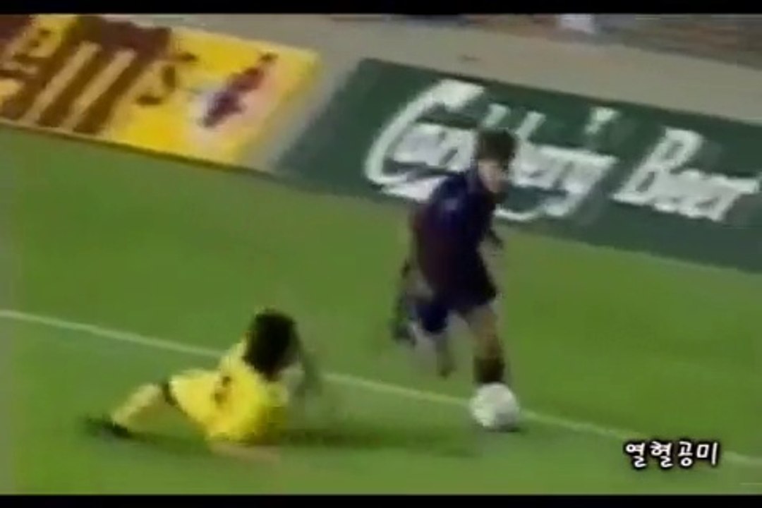 Michael Laudrup - Dribble Skill Compilation