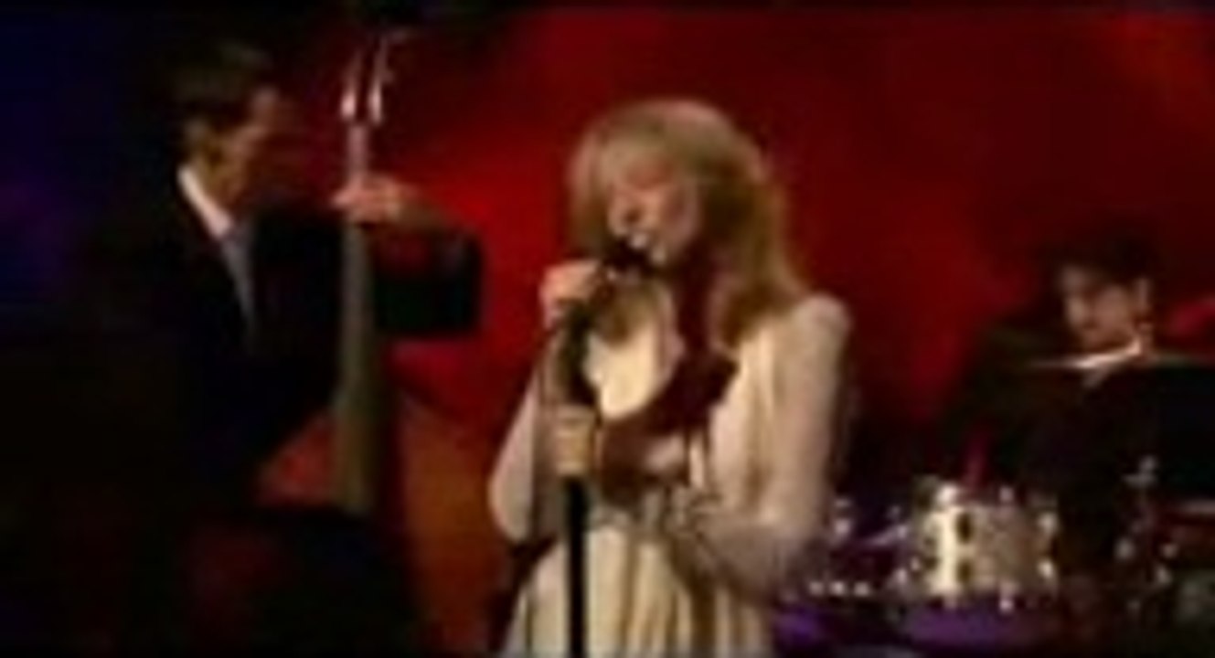 Carly Simon