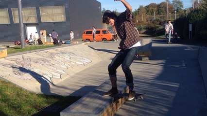 Contest d'halloween au skate-park