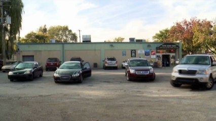 Una ladrón de automóviles secuestra sin querer a un niño