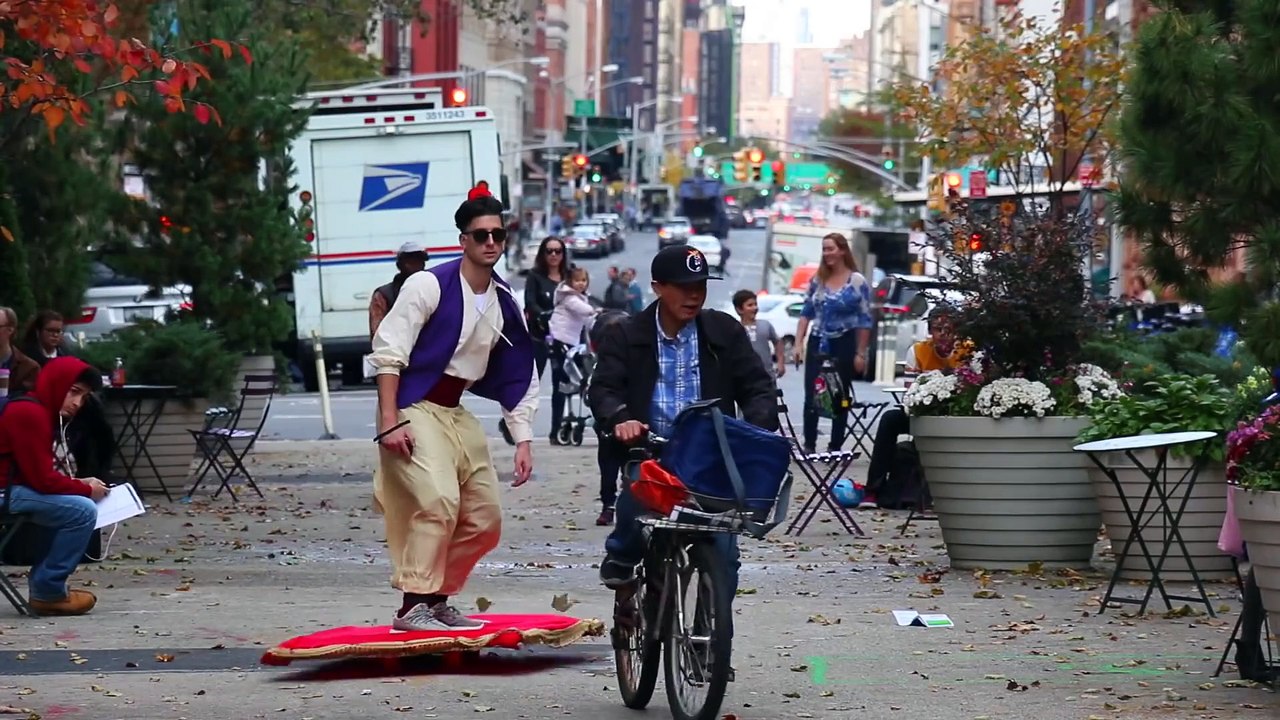 ALADDIN MAGIC CARPET PRANK