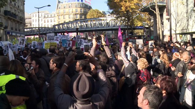 Franceses protestam contra o racismo