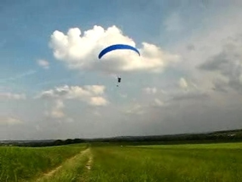Decollage Parapente avec treuil. GERS