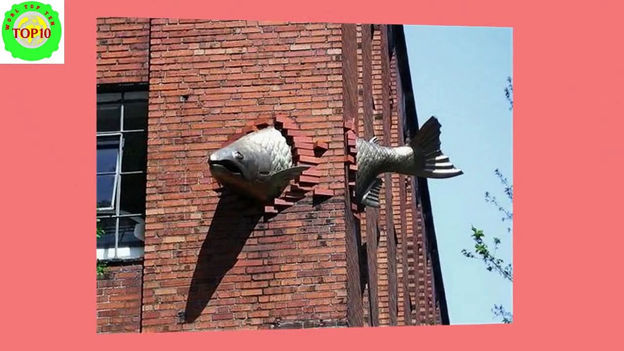 10 Most Creative Statues Around the World