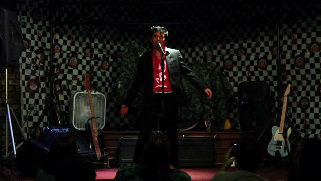 Kavan Hashemian sings 'Don't Be Cruel' Elvis Week 2015