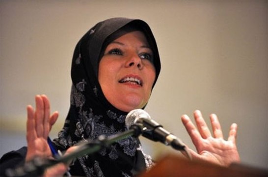 Lauren Booth Tony Blair's sister-in-law describing how she became Muslim