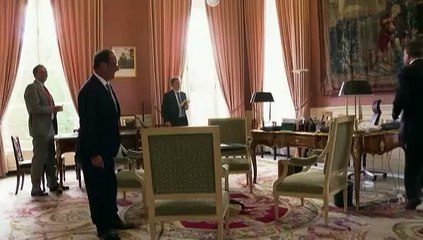 Jean-Pierre Jouyet au téléphone avec Emmanuel Macron : "Tu n'as pas de chaussures ?"