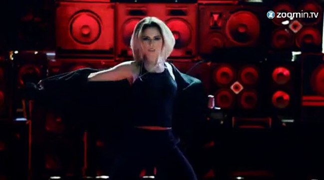 Cheryl Cole, blonde pour L'Oréal