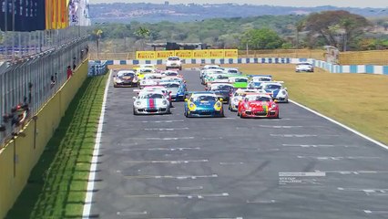 L’accident de Pedro Piquet en Porsche Cup Challenge
