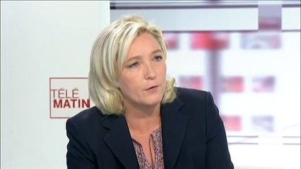 Marine Le Pen réagit à l'affaire Leonarda et demande la démission de François Hollande