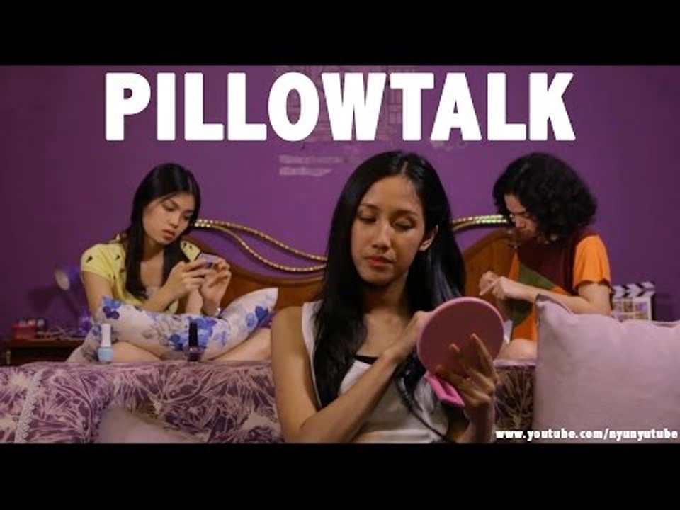 Pillow Talk : Ngomongin Nyokapnya Temen