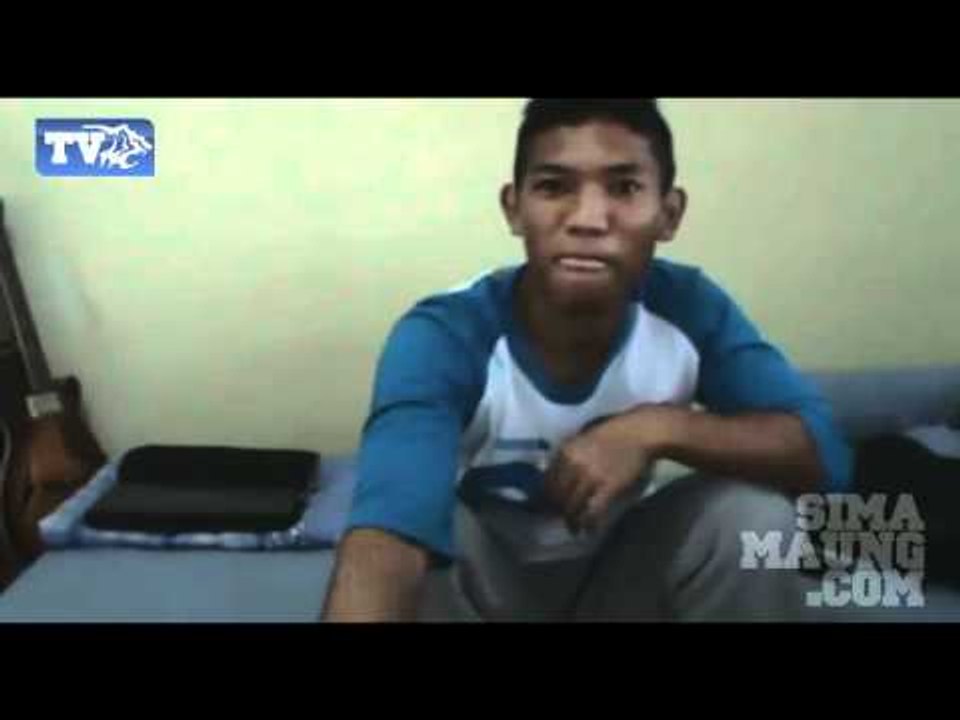 Profil.Maung: Koleksi Sepatu Eka