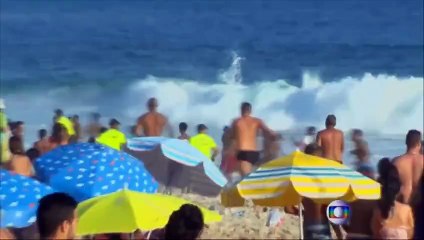 Vols, attaques et panique sur les plages de Rio