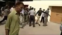 Chaand Nawab beaten by police at Karachi railway station