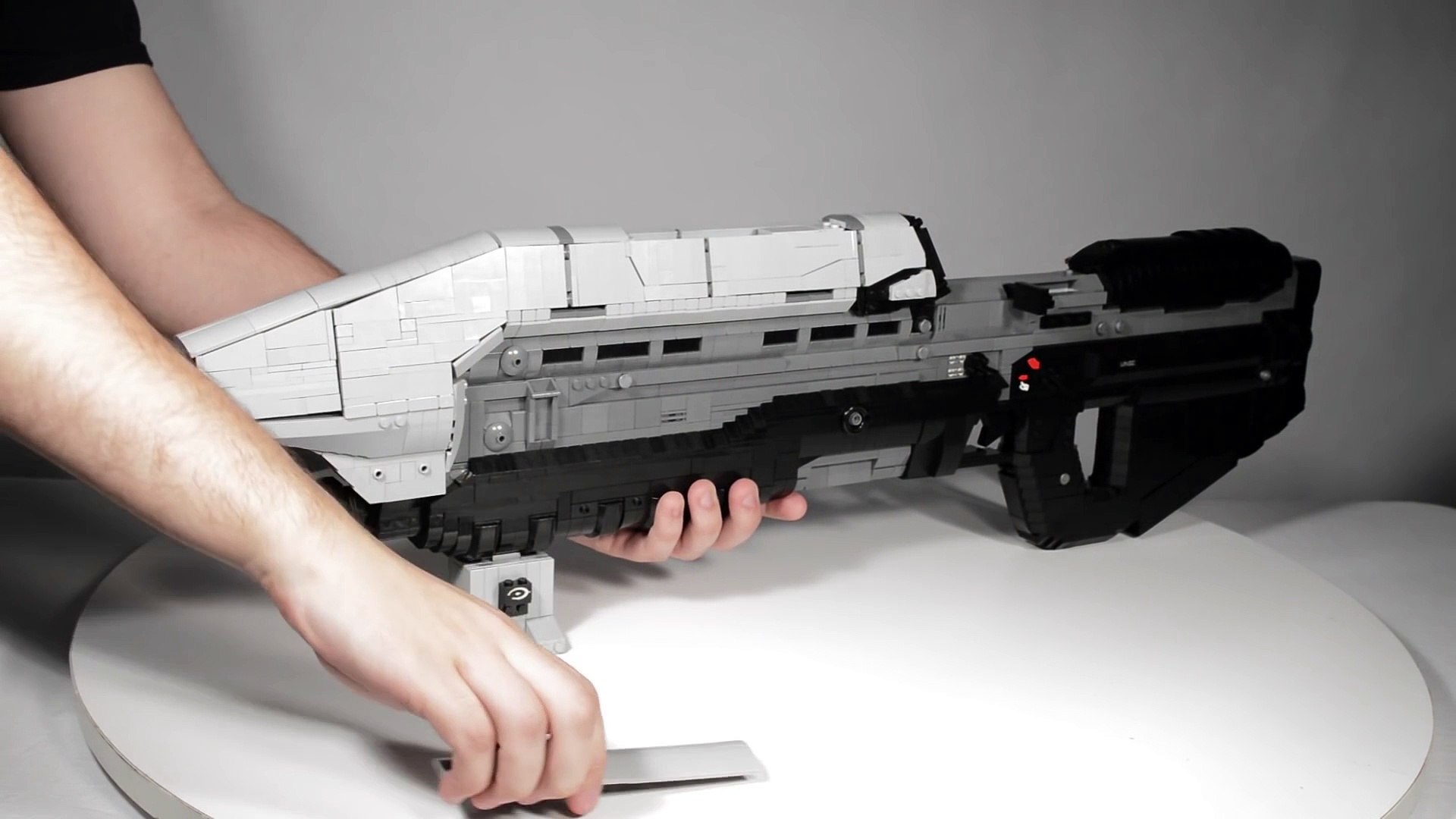Le fusil d'assaut de Halo 5 en Lego - Vidéo Dailymotion