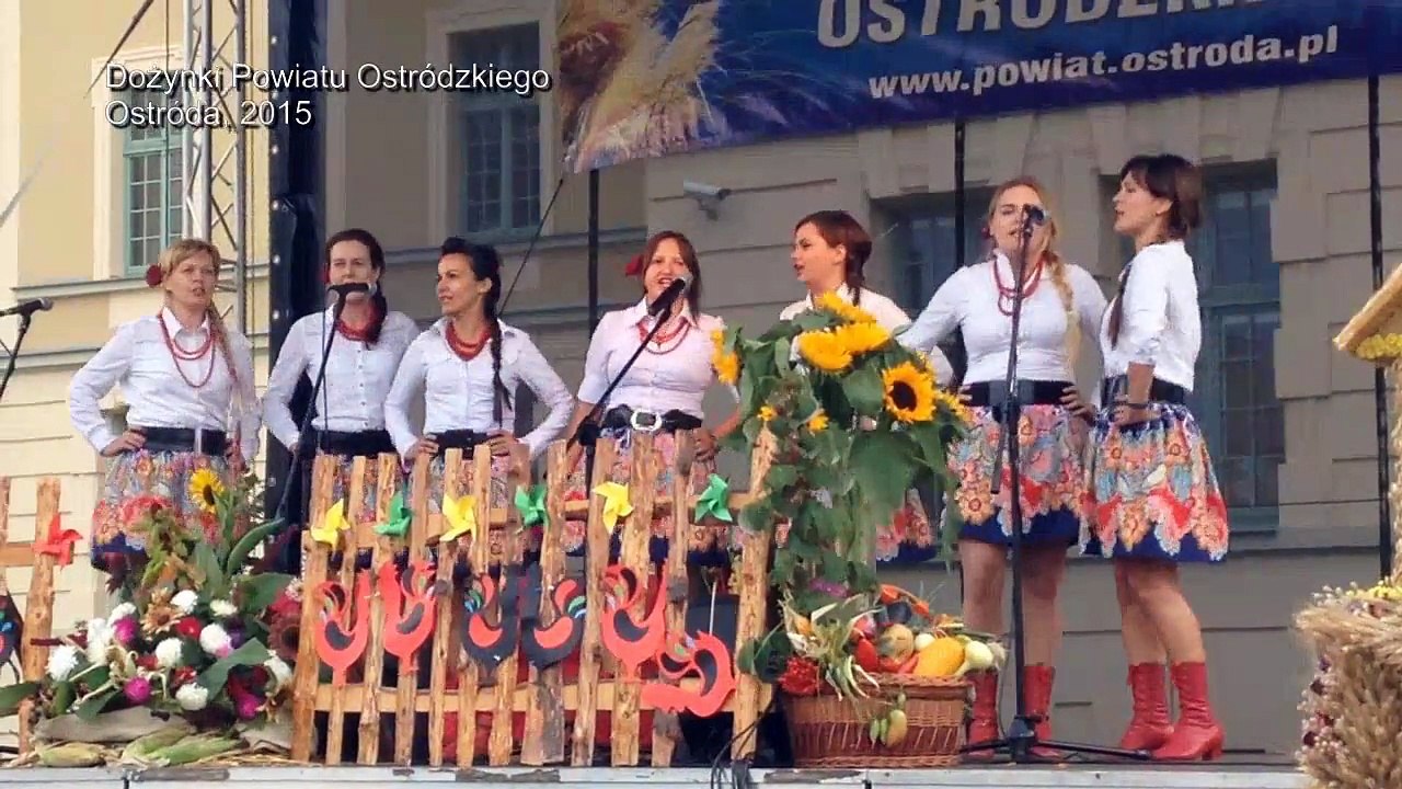 Zespół wokalny DZIEWCZYNY z Gminnego Ośrodka Kultury w Łukcie