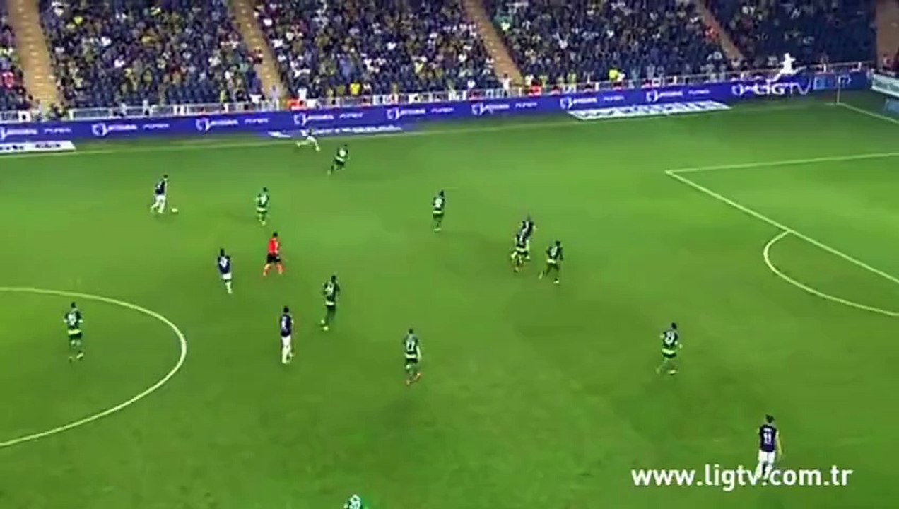 Hasan Ali'nin Sercan Yıldırım'a Attığı Çalım