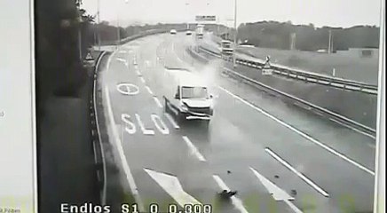 فسرولي كيفاش كانوا راكبين هاذم لكل مخي تكونسى