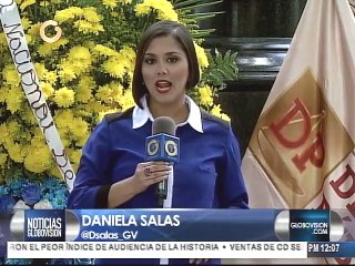 Realizan acto floral en conmemoración del Día de la Defensa Pública