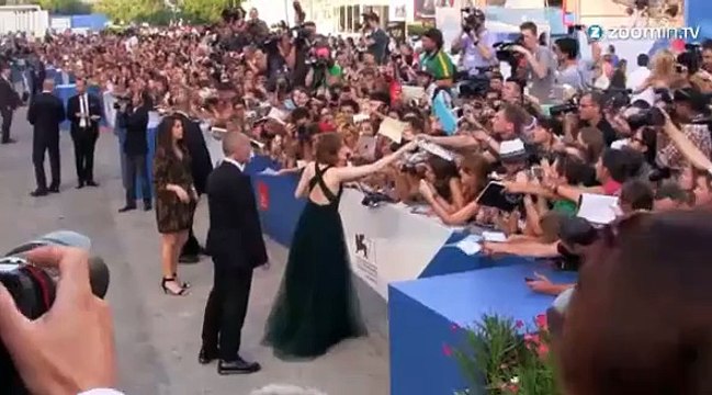 La Mostra de Venise s'ouvre avec Julie Gayet