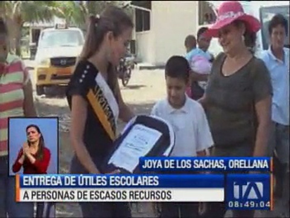 Entregan útiles escolares a personas de escasos recursos en Orellana