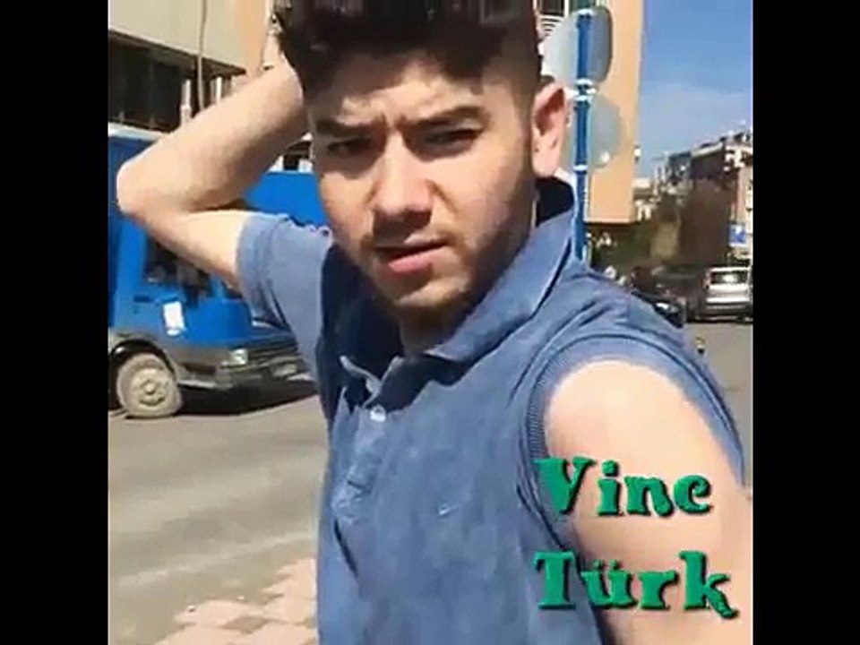 En çok izlenen komik Türk vineları Nisan 2015 ★ SERİ 5 ★ En komik 130 Vine Kolajı