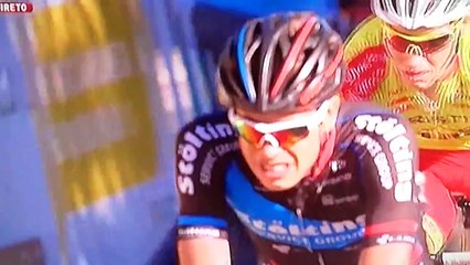 Bagarre entre deux coureurs lors de la 6e étape du Tour du Portugal