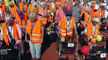 Des personnes âgées font un marathon sur 2500 mètres!