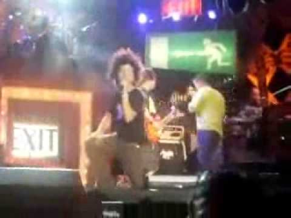 moymoypalaboy live at MTV Exit 2009